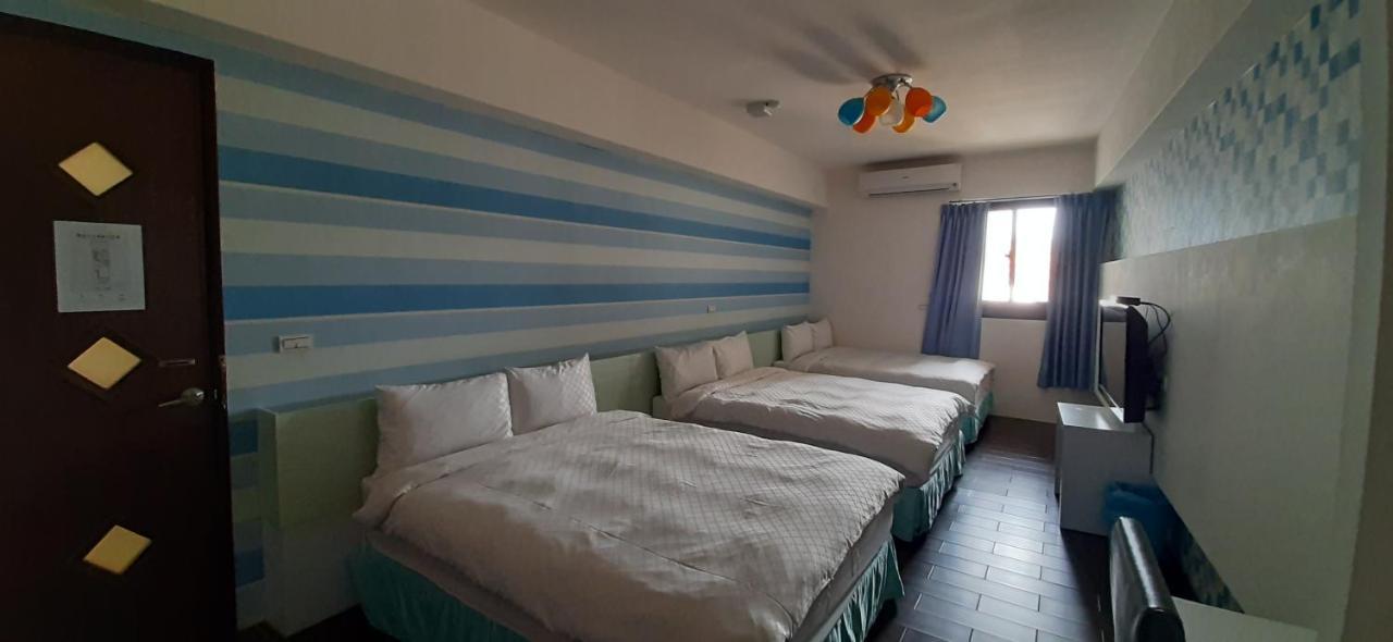 Sky Square Homestay Маґун Екстер'єр фото