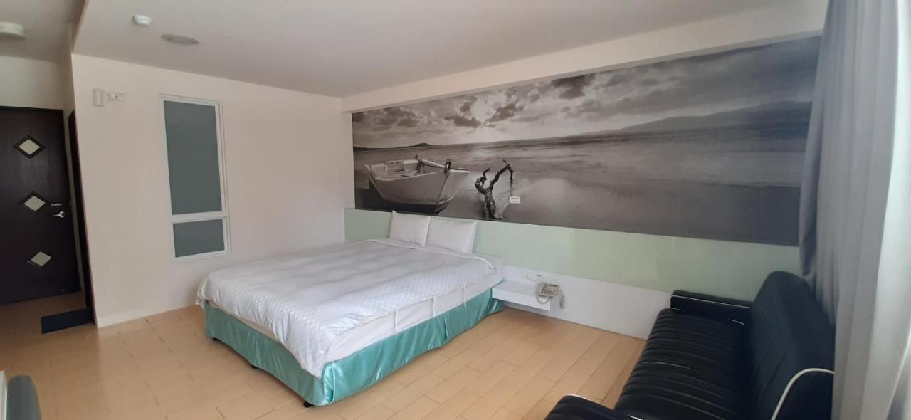 Sky Square Homestay Маґун Екстер'єр фото