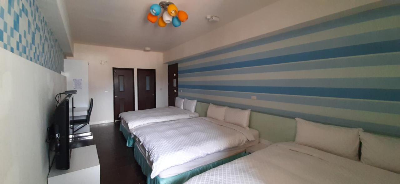 Sky Square Homestay Маґун Екстер'єр фото