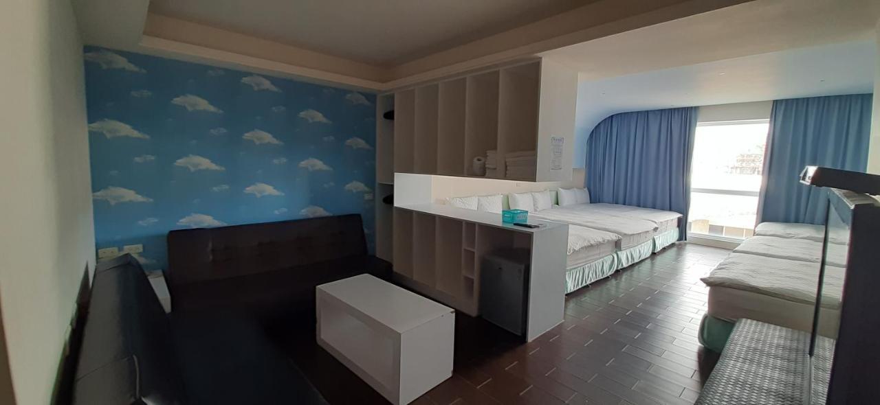 Sky Square Homestay Маґун Екстер'єр фото