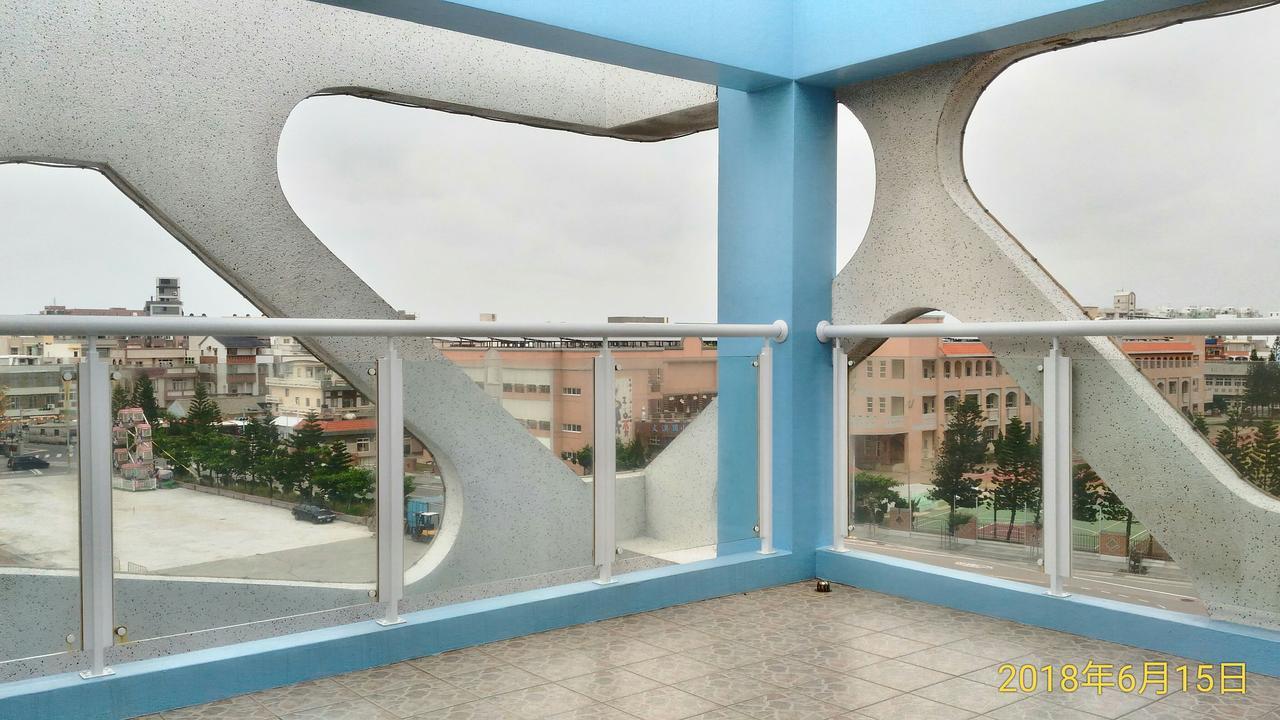 Sky Square Homestay Маґун Екстер'єр фото